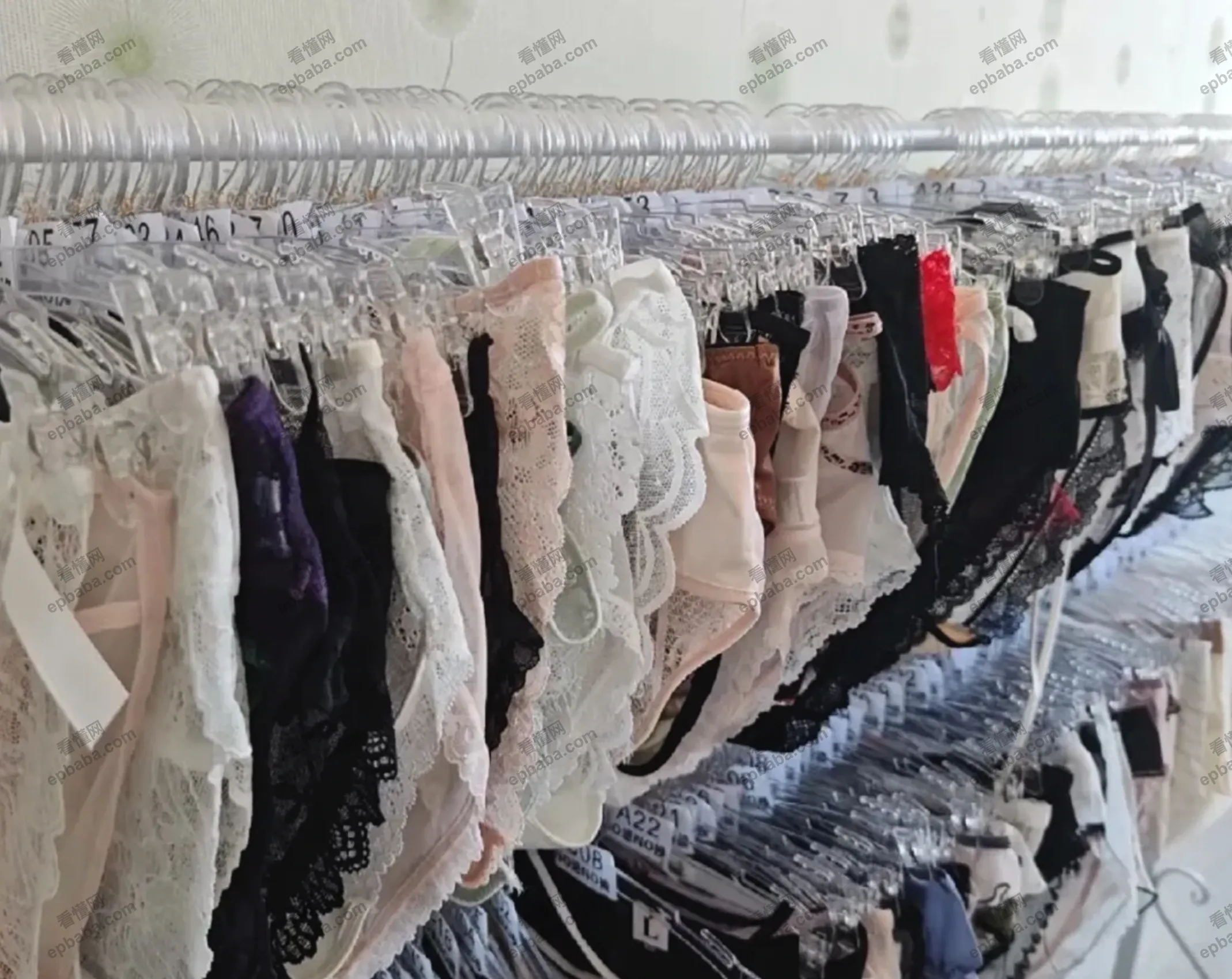 灰产项目骗局揭秘:美女卖“贴身衣服”!